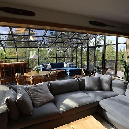 Bed and Breakfast 好丘。Hacho House Yellowknife Exterior foto