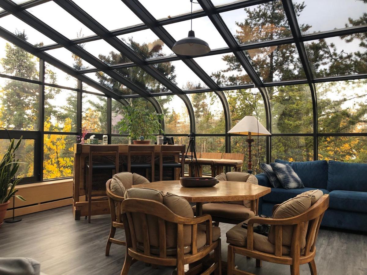Bed and Breakfast 好丘。Hacho House Yellowknife Exterior foto